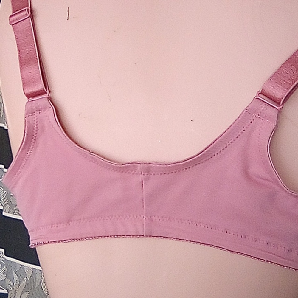 Glamorize 38 C Pink Lace Support Bra (Free With Any Other bra Purchase.💲🌹 - Picture 4 of 4
